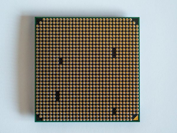 Quelle est la principale différence entre l'Internet et l'Intranet ?